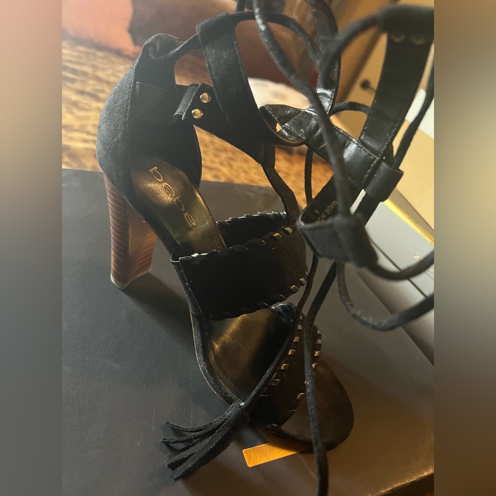 BEBE HIGH HEEL